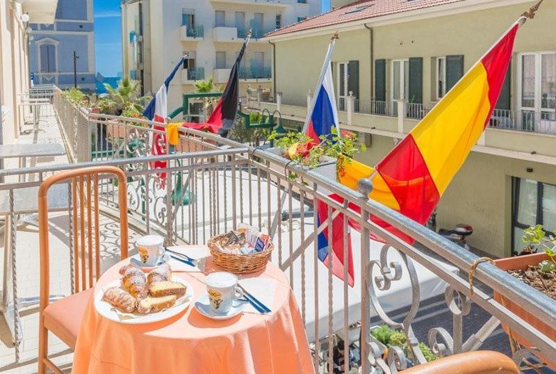 Hotel Stella D'Italia - Nuova Gestione Rimini Buitenkant foto