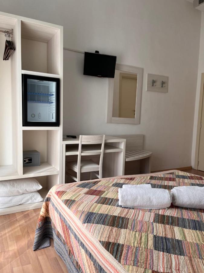 Hotel Stella D'Italia - Nuova Gestione Rimini Buitenkant foto